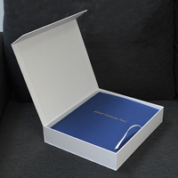 Livre de souvenirs scolaires avec logo personnalisé, entièrement personnalisable, estampillé à l'or, journal souvenir en lin avec boîte cadeau