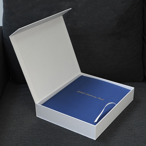 Libro dei Ricordi Scolastici con Logo Personalizzato, Completamente Personalizzabile, Diario Ricordo con Stampa in Lamina d'Oro e Copertina in Lino, con Confezione <span class=keywords><strong>Regalo</strong></span> - Product Image 6