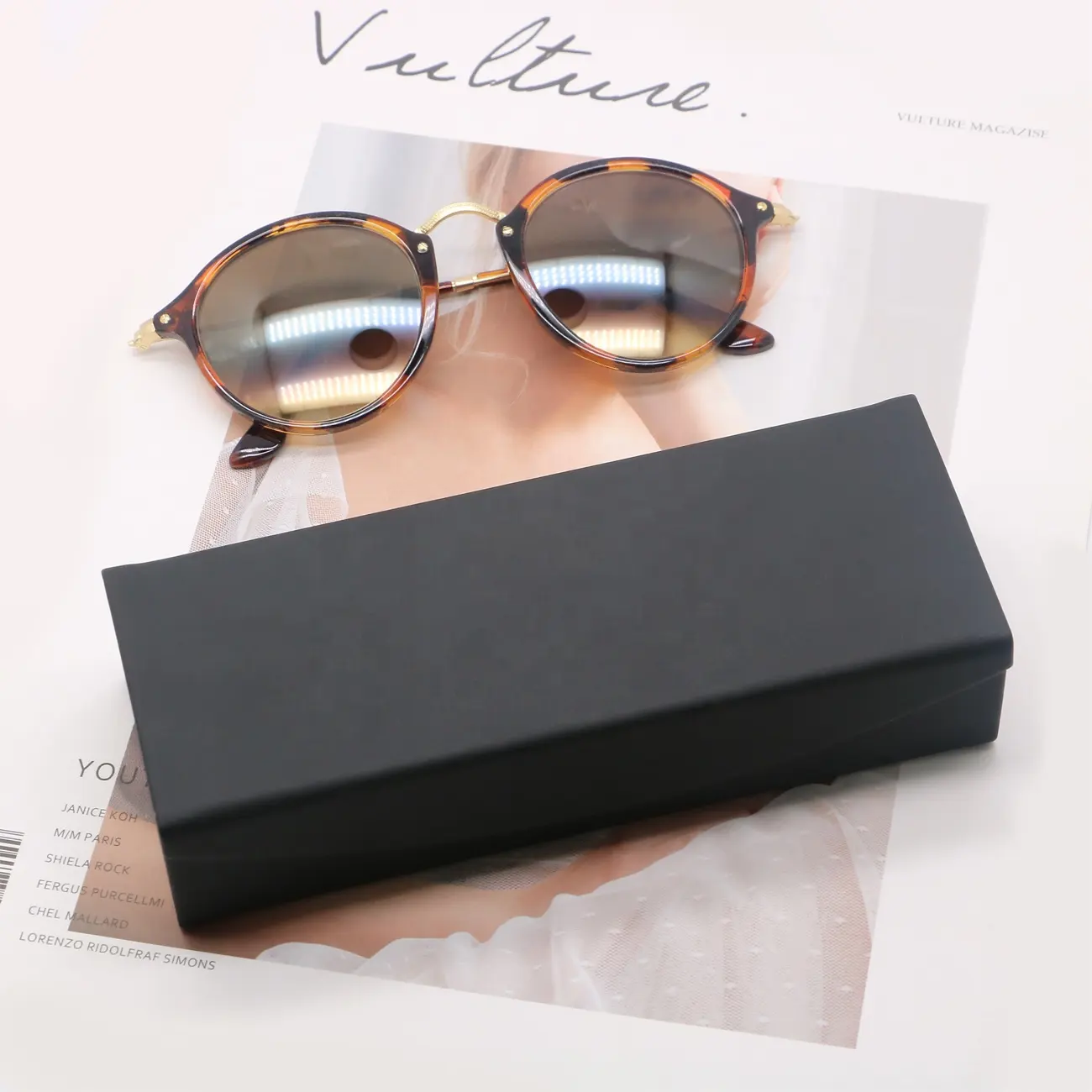 Nuevas llegadas plegable PU cuero gafas de sol caso logotipo personalizado gafas almacenamiento casos plegable caja de embalaje