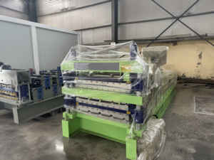 중국 공급 업체 금속 루핑 패널 시트 롤 성형 기계 프로파일 링 타일 건축 자재 기계용 기계 만들기 - Product Image 3