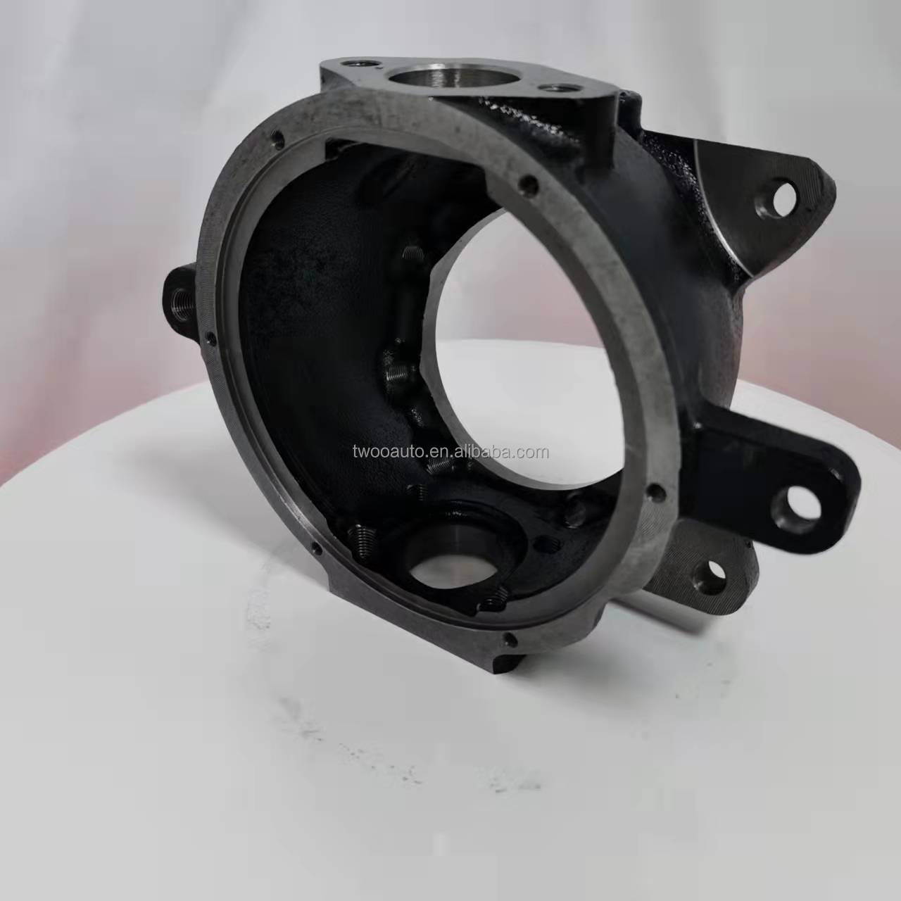 High Quality Auto Parts - Steering Knuckle for Toyota Land