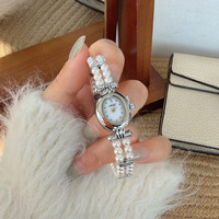 Nouvelle montre à bracelet perlé 2026 pour femme – Élégante montre à quartz rétro ovale avec cadran en nacre