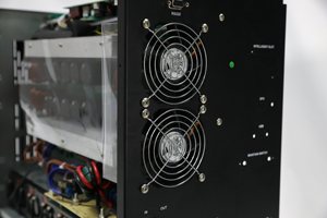 1kva <span class=keywords><strong>3kva</strong></span> 5kva 10kva 중단없는 전원 공급 장치 저주파 가정용 기기 산업 온라인 업 - Product Image 2