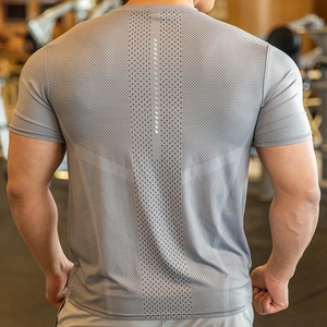 Camiseta deportiva para hombre, camiseta de poliéster Spandex para hombre, ropa para correr, gimnasio, camisetas elásticas deportivas ligeras - Product Image 1