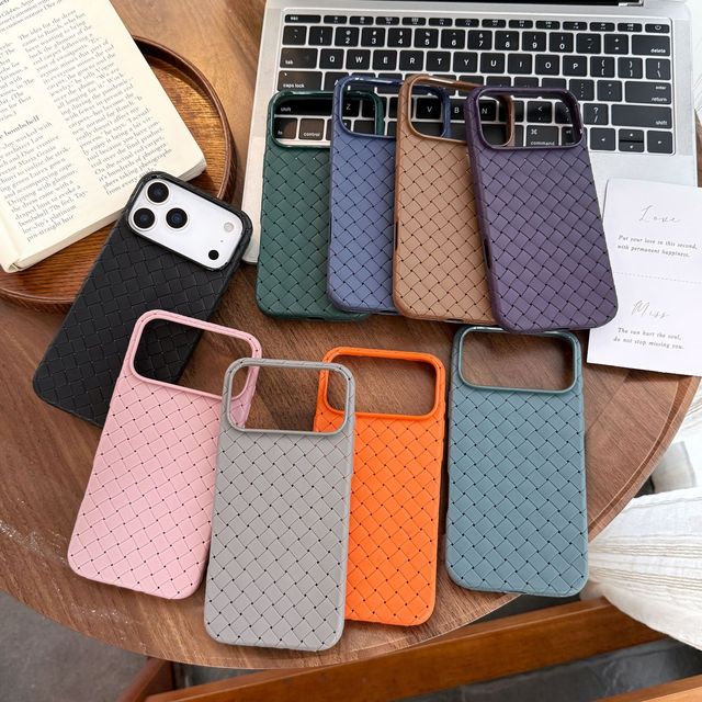 Factory Wholesale Luxury TPU Breathable Leather Phone Case Black for iPhone 16 15 14 13 12 11 17 Pro Max Plus Mini Plain Design