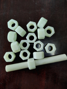 Vis et goujons en <span class=keywords><strong>fibre</strong></span> <span class=keywords><strong>de</strong></span> <span class=keywords><strong>verre</strong></span> époxy FR4 usinés, boulons et écrous en plastique - Product Image 5