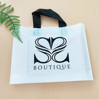 Sac en plastique de poignée de shopping imprimé personnalisé biodégradable pour emballer le sac à provisions en plastique