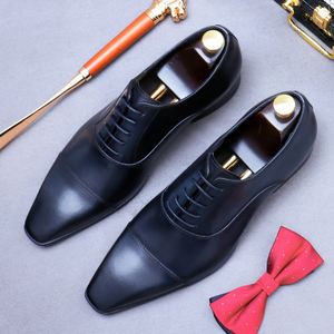 Chaussures en cuir de luxe pour hommes, chaussures habillées pour affaires, en cuir de vachette, antidérapantes et confortables, chaussures Oxford de haute qualité faites à la main pour hommes - Product Image 1