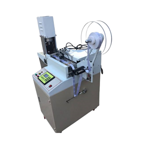 Máquina de corte ultrasónico de etiquetas elásticas con alimentación automática de cinta, cortadora de etiquetas totalmente automática para materiales tejidos y etiquetas de prendas. - Product Image 6