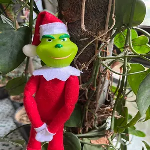 Venta caliente juguetes de árbol de Navidad monstruo verde elfo adornos colgantes juguetes de Navidad