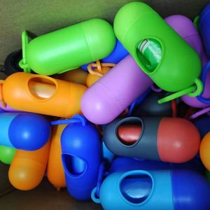 Distributeur de sacs à déjections canines en forme de capsule avec logo – Support de rangement pour sacs à déchets – Outil de nettoyage pour animaux de compagnie – Produits pour chiens - Product Image 2