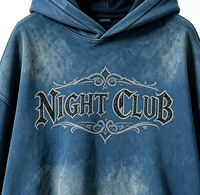 Sweat-shirt à capuche ample bleu délavé effet vieilli, impression de texte gothique rétro Kornit DTG, cadre en strass brillant, pull streetwear