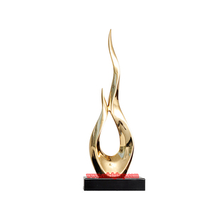 Escultura <span class=keywords><strong>de</strong></span> <span class=keywords><strong>llama</strong></span> <span class=keywords><strong>de</strong></span> plata <span class=keywords><strong>de</strong></span> lujo personalizada, artesanías <span class=keywords><strong>de</strong></span> resina, chapado en fibra <span class=keywords><strong>de</strong></span> vidrio para Hotel, Villa, sala <span class=keywords><strong>de</strong></span> estar, diseño <span class=keywords><strong>de</strong></span> decoración elegante - Product Image 5