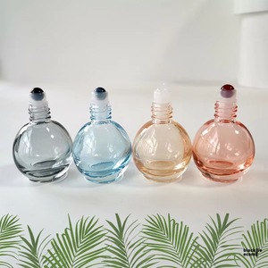 Envase cosmético de vidrio en forma de bombilla de calidad premium para productos de belleza y cuidado de la piel disponible para la venta. - Product Image 3