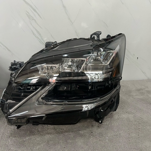 Faros Delanteros LED de Tres Ojos para <span class=keywords><strong>Lexus</strong></span> GS 2016-2022, Compatibles con Modelos GS <span class=keywords><strong>F</strong></span>-<span class=keywords><strong>Sport</strong></span> L10, de <span class=keywords><strong>Segunda</strong></span> <span class=keywords><strong>Mano</strong></span> - Product Image 2