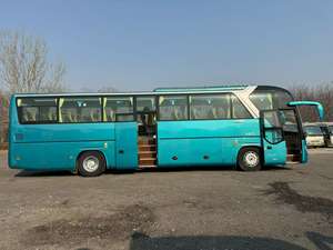 Autocar de luxe d'<span class=keywords><strong>occasion</strong></span> Yutong ZK6122, 50 places, moteur diesel, sièges en cuir, climatisation, année 2017, conduite à gauche, en stock - Product Image 3