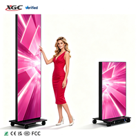 Vollfarbiger Faltbarer LED-Poster-Bildschirm, Keine Installation, mit Rädern HD LED-Display für Einkaufszentren, Kosmetikgeschäfte, Hotellobby Markenpräsentation.