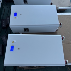 Batterie au lithium mobile à longue durée de vie 51,2 V 14 kWh 15 kWh 16 kWh 300 Ah 280 Ah 314 Ah LiFePO4 pour stockage solaire avec écran LCD - Product Image 5