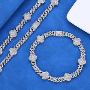 Bracelet de luxe en argent sterling S925, motif trèfle à quatre feuilles, maillons cubains, serti de moissanite et de diamants VVS, breloques florales, bijoux pour homme - Product Image 2