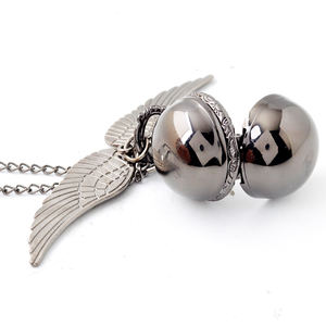 Accessoires de collier Vente en gros <span class=keywords><strong>Grande</strong></span> montre <span class=keywords><strong>horloge</strong></span> de poche à quartz boule magique dorée avec chaîne Cadeau pour garçons filles - Product Image 4