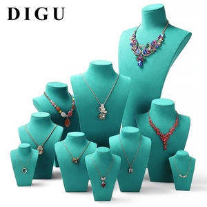 DIGU Luxueux Présentoir à Bijoux Universel Ultra Grand Format en Microfibre Suédée – Édition Limitée - Product Image 2