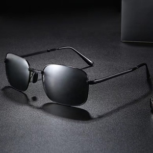 <span class=keywords><strong>Lunettes</strong></span> de Soleil Carrées Photochromiques Pliantes pour Hommes, Monture Métallique, Polarisées pour la Conduite et l'Extérieur - Product Image 3