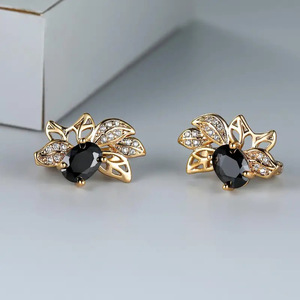Elegant Flower Petal <b>Ear</b> <b>Cuff</b> <b>Earrings</b> For Women Floral Hoop <b>Earrings</b> Daily Wear Fashion Jewelry Wholesale - Product Image 3