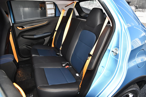 Algeria: Auto di Tendenza Geely LIVAN X3 PRO 2022 1.5L Turbo CVT Euro VI Guida a Sinistra SUV Subcompatto per Giovani Professionisti - Product Image 4