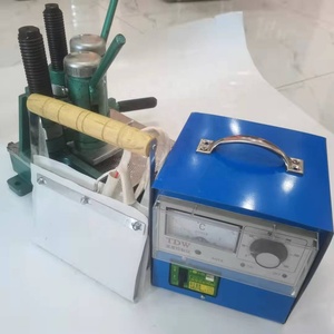 Machine à souder les coins par perforation <span class=keywords><strong>pour</strong></span> la fabrication de fenêtres et de portes en <span class=keywords><strong>PVC</strong></span> - Product Image 5