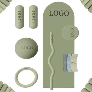 Conjunto de Accesorios Duraderos para Gimnasio en Casa, Incluye Tapete de Yoga, Anillo de Resistencia, Mancuernas y Barras de Pesas, Equipo de Pilates - Product Image 1