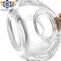 Groothandel 700Ml Royal Design Platte Ronde Cognacfles Met Luxe Kroondop Voor Xo Cognac Whisky Lege High-End Glazen Fles