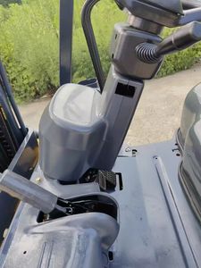 Montacargas Komatsu FD30 de Segunda Mano en Oferta, Piezas Originales de Japón, Mástil de 3 Etapas, Precio Bajo, en Stock, Entrega Rápida - Product Image 6