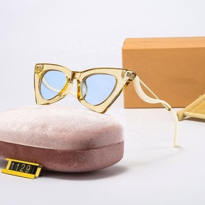 1129 protección UV señoras diseñador venta al por mayor mujeres gafas de sol de lujo gradiente interno inspiración gafas de sol de alta calidad - Product Image 3