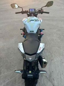 Motocicleta Deportiva <span class=keywords><strong>Honda</strong></span> CB400F 2022 de 4 Cilindros a Gasolina con <span class=keywords><strong>Motor</strong></span> sin Escobillas - Product Image 5