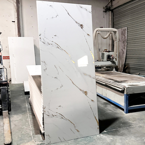 <span class=keywords><strong>Dalle</strong></span> d'or blanc Comptoir en bambou brillant Carreaux <span class=keywords><strong>de</strong></span> marbre <span class=keywords><strong>de</strong></span> grande taille Finition douce Panneau mural <span class=keywords><strong>de</strong></span> douche étanche pour hôtel - Product Image 1