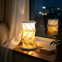 Articles cadeaux uniques pour filles, lampe en papier portable sans fil à intensité variable, ambiance cosy, lampes de nuit LED pliables pour le camping