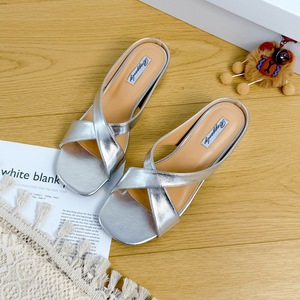 Sandales compensées à bout carré et brides croisées pour femme, style français, printemps-été 2026, pour l'extérieur, grandes tailles - Product Image 2