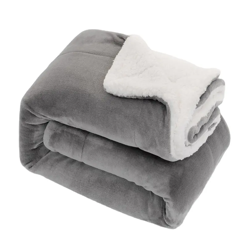 Wholesale customized polyester solid color Sherpa Polar wool blankets for winter