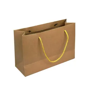 크기 사용자 정의 일반 크래프트 종이 포장 가방 손잡이 튼튼한 두꺼운 종이 운반 가방 대형 베어링 용량 프로모션 가방