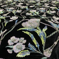 Tissu en velours brodé à motif floral avec des perles de sequins, polyester, écologique, de luxe, pour vêtements et textiles d'ameublement, en stock