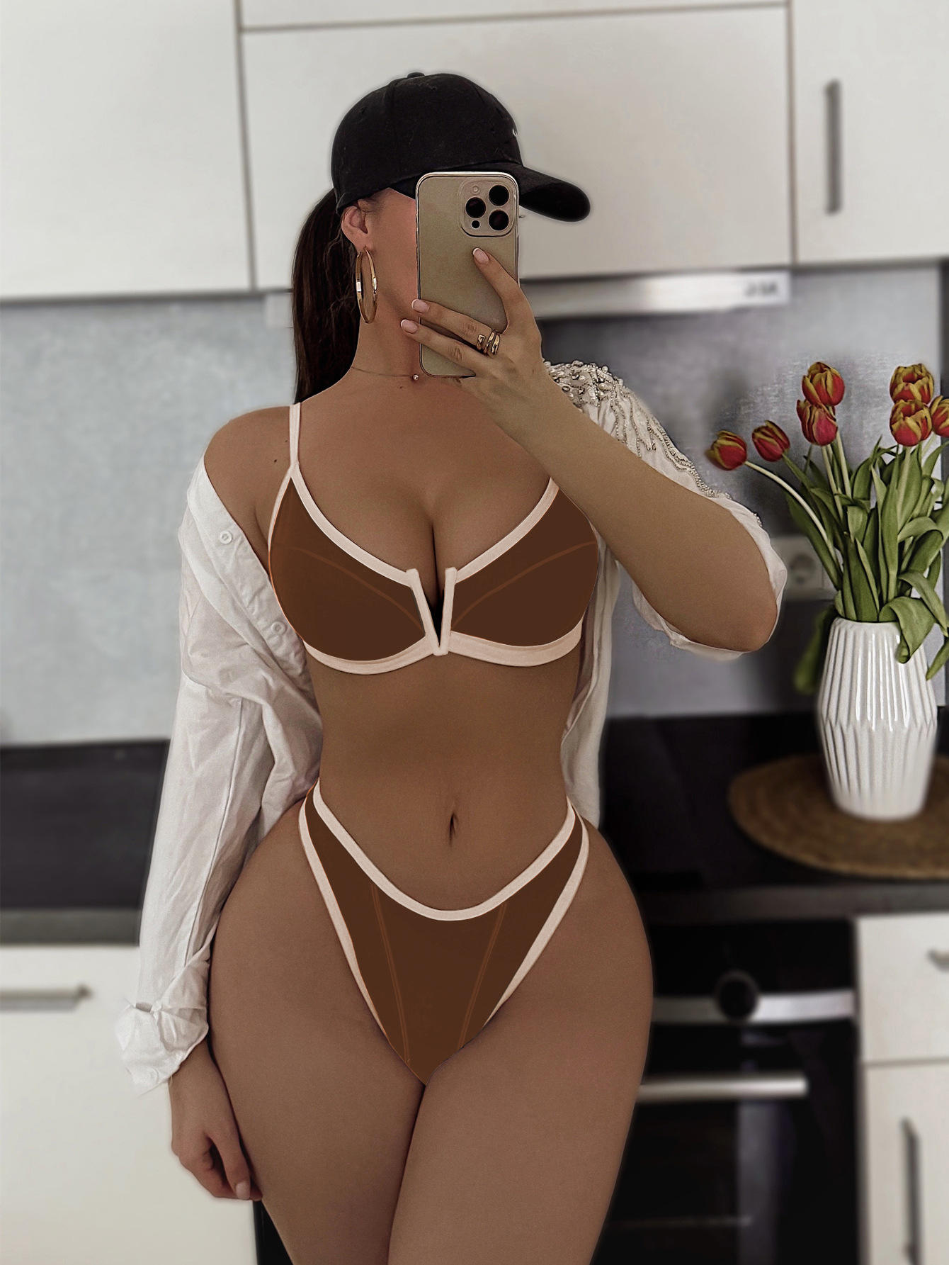 สีน้ำตาล