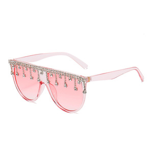 Jamie 5698B <b>Large</b> <b>Frame</b> Sunglasses Black Rhinestone Pendant UV400 Women's Fashion Sun Shades - Product Image 3