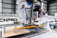 Máquinas CNC Jinan, cerradura de puerta, fabricación de agujeros, cambiador automático de herramientas, enrutador horizontal, máquina cnc