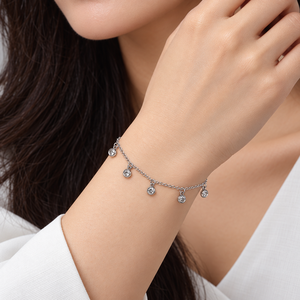 Bracelet à breloques géométriques en zircon, chaîne perlée en acier inoxydable avec placage sous vide en or 14 carats, couleurs or et argent - Product Image 5