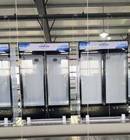Réfrigérateur commercial à double porte avec vitrine mécanique à évaporation automatique et remplissage d'eau pour usine de boissons