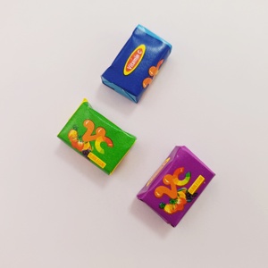 Lots en gros de <span class=keywords><strong>chewing</strong></span>-gums fraise aux motifs variés avec tatouage, <span class=keywords><strong>chewing</strong></span>-gums fruités très demandés en pot - Product Image 3