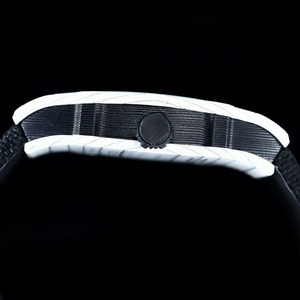 Montre-bracelet pour homme de luxe, élégante et tendance, de qualité supérieure, avec un bracelet squelette de 20 mm et un bracelet ultra-fin de 8,5 mm - Product Image 4