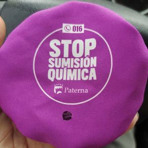 Cubierta para Bebidas de Látex Anti-Picaduras con Logotipo Personalizado en Varios Colores, Cubierta Impermeable para Vasos con Tapa de Vidrio para Fiestas, Accesorios de Bar - Product Image 6