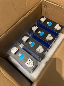 Batería LiFePO4 de Grado A, 3.2V, 280Ah/314Ah, 8000 Ciclos, en Stock, para Almacenamiento de Energía Solar en el Hogar, Envío Rápido de 1 a 3 Días - Product Image 5