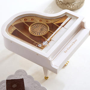 Piano forme Mini boîte à <span class=keywords><strong>musique</strong></span> en plastique chaud <span class=keywords><strong>romantique</strong></span> <span class=keywords><strong>classique</strong></span> danse ballerine boîte à <span class=keywords><strong>musique</strong></span> danse <span class=keywords><strong>musique</strong></span> jouet pour la décoration de bureau - Product Image 4